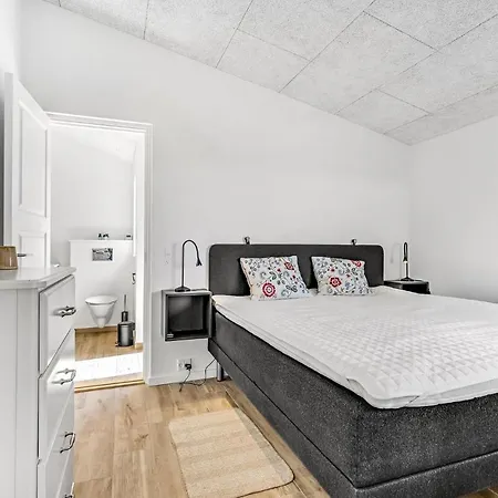 3 Bedroom Pet Friendly In Slagelse Drosselbjerg